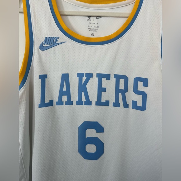 Lebron James Lakers Jersey #6 - Picture 3 of 5